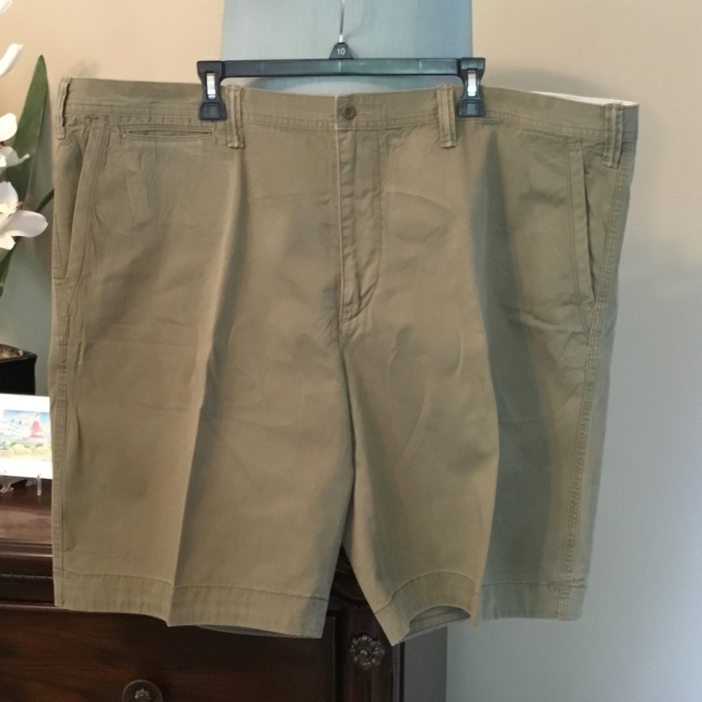 Men’s-EUC-Polo by Ralph Lauren Olive Flat-Front Chino Shorts